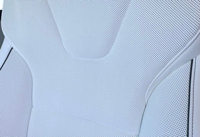 Used 2023 Tesla Model S Plaid AWD/4WD image 20