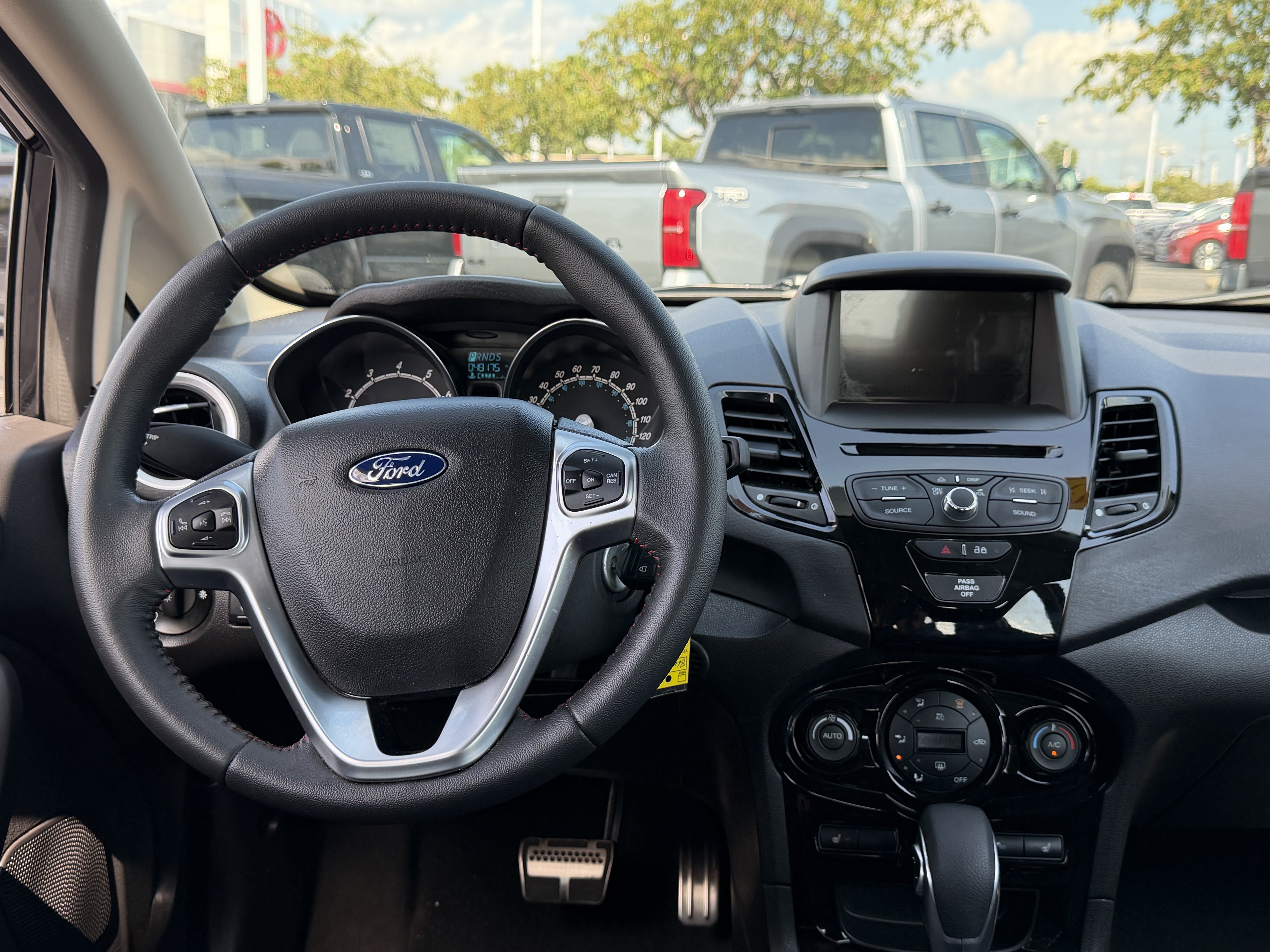 Used 2019 Ford Fiesta ST-Line w/ ST Line Cold Weather Package FWD image 20