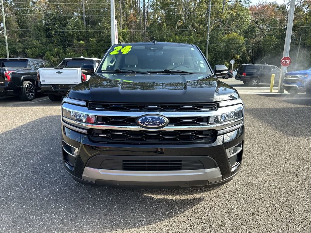 Used 2024 Ford Expedition Max Limited image 11