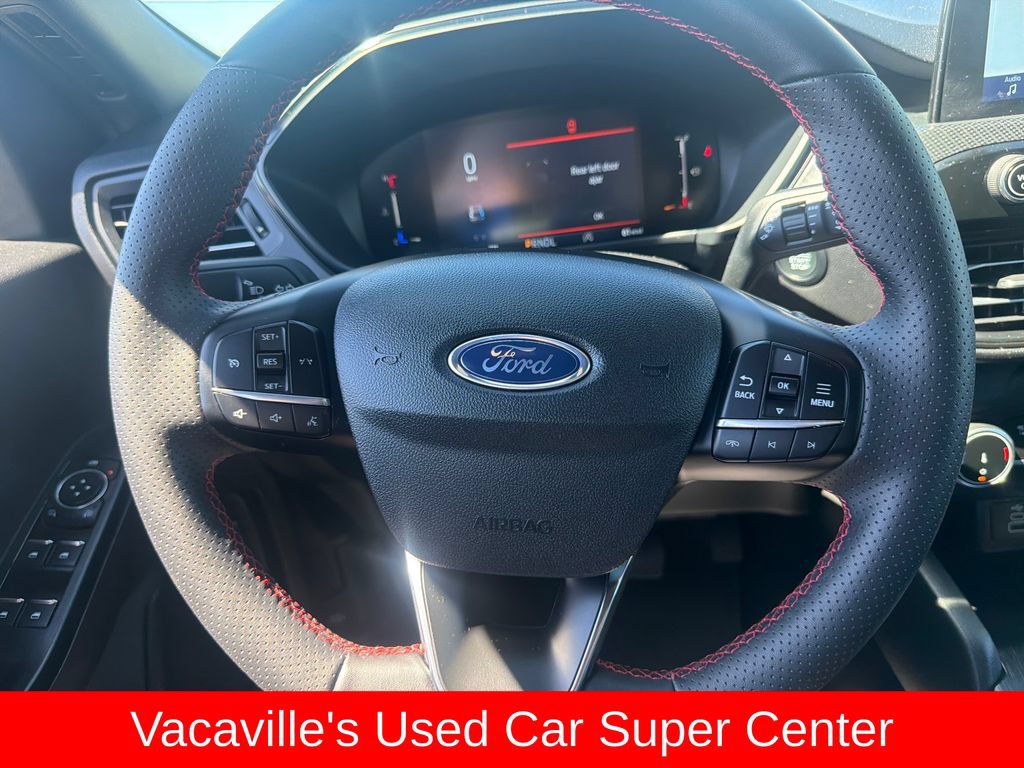 Used 2025 Ford Escape ST-Line FWD image 14