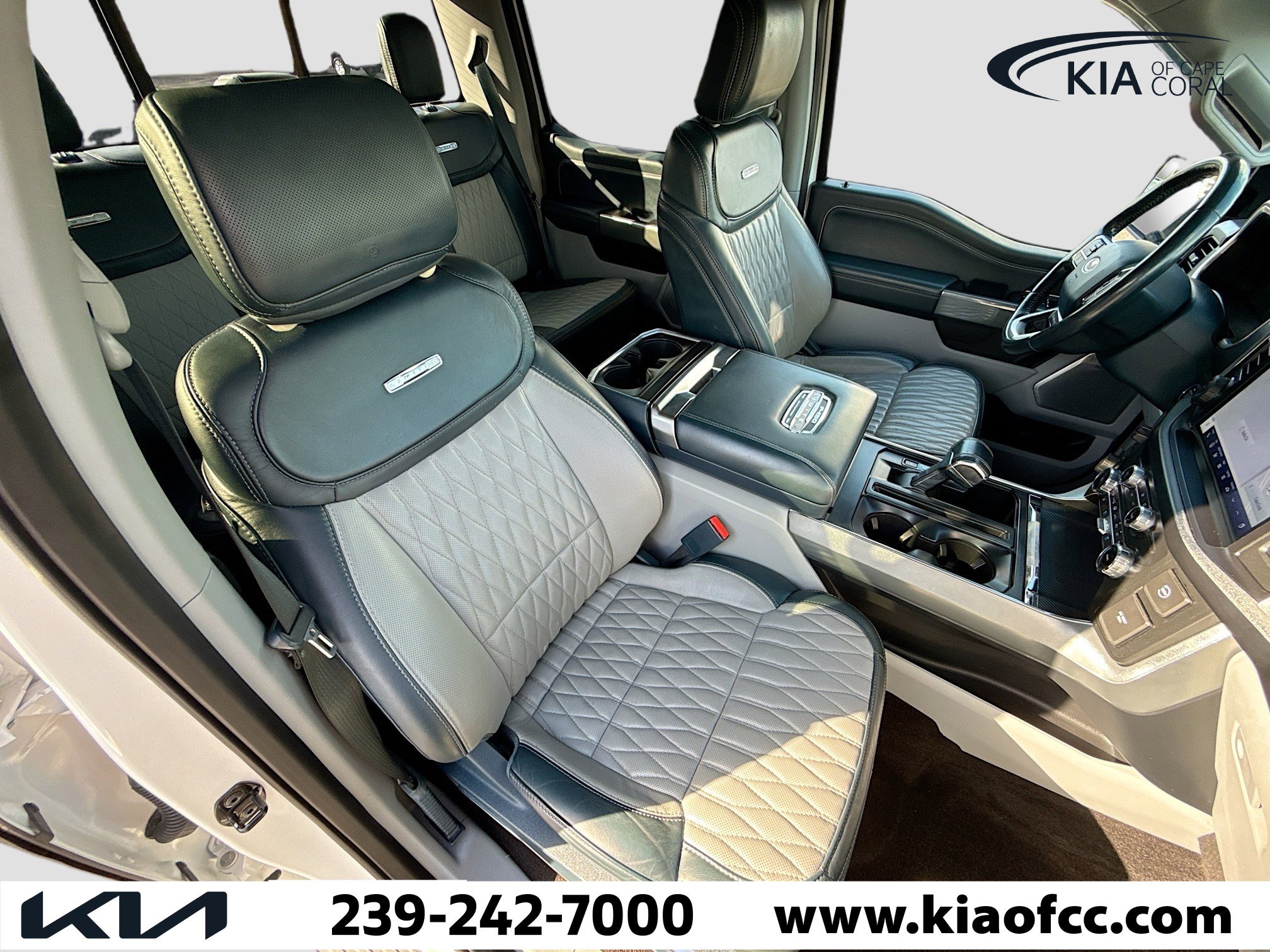 Used 2022 Ford F150 Limited image 12