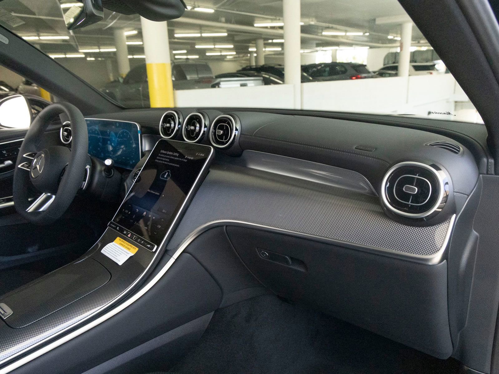 New 2026 Mercedes-Benz GLC 300 image 29