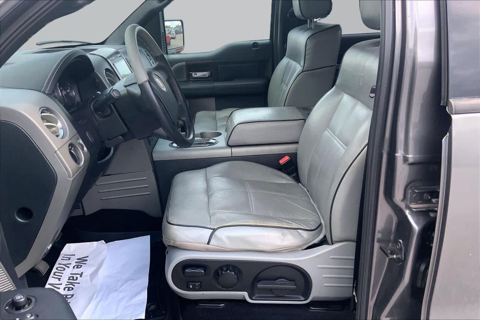Used 2006 Lincoln Mark LT 2WD image 7