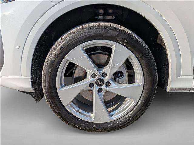 New 2025 Audi Q5 Premium Plus image 9
