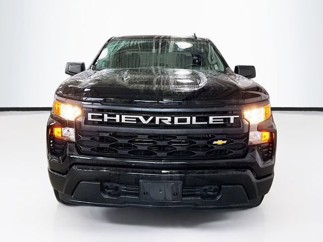 Used 2023 Chevrolet Silverado 1500 Custom image 4