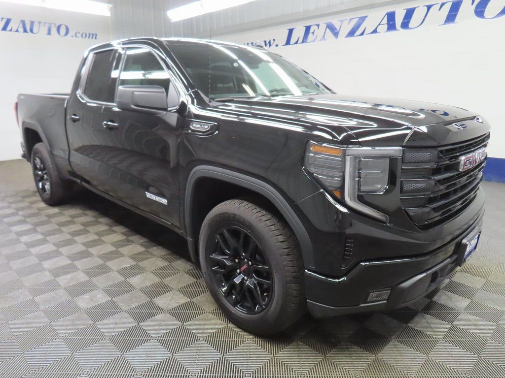 Used 2025 GMC Sierra 1500 Elevation image 3