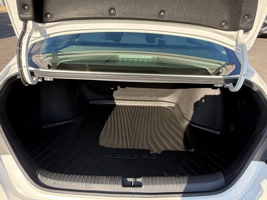 Used 2025 Honda Accord SE image 23