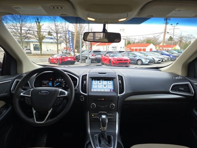 Used 2016 Ford Edge SEL w/ Equipment Group 201A image 3