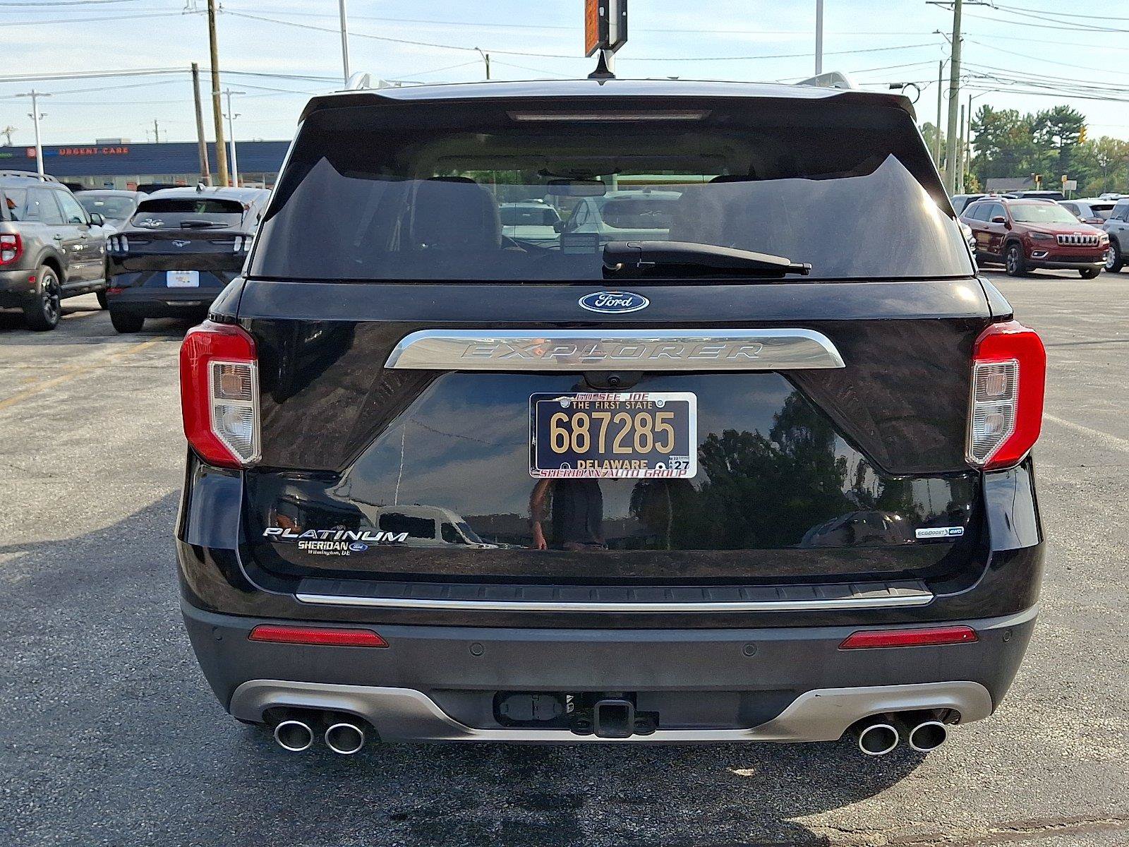 Used 2020 Ford Explorer Platinum w/ Premium Technology Package AWD/4WD image 6