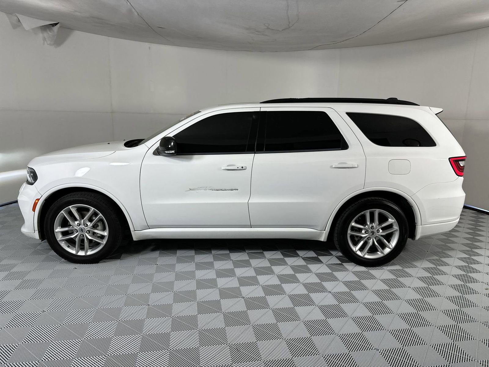 Used 2023 Dodge Durango GT image 5