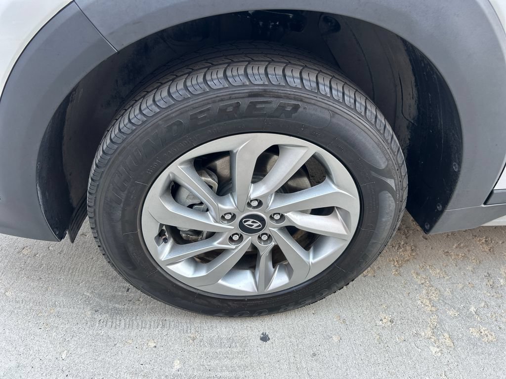 Used 2018 Hyundai Tucson SEL FWD image 16
