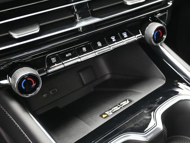 New 2026 Chevrolet Traverse LT w/ Sun and Wheel Package image 32