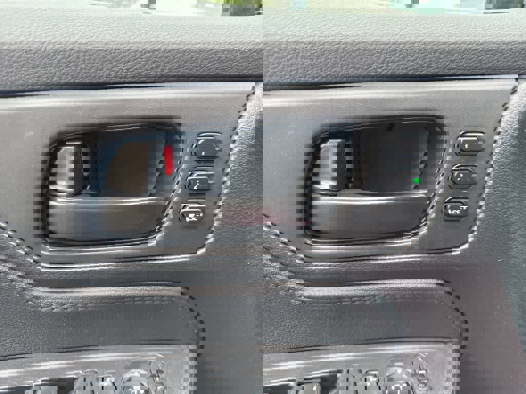 Used 2023 Honda Odyssey Sport image 8