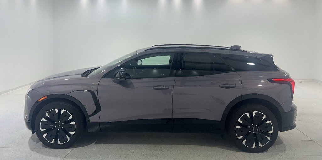 New 2025 Chevrolet Blazer EV RS w/ Super Cruise Package image 2