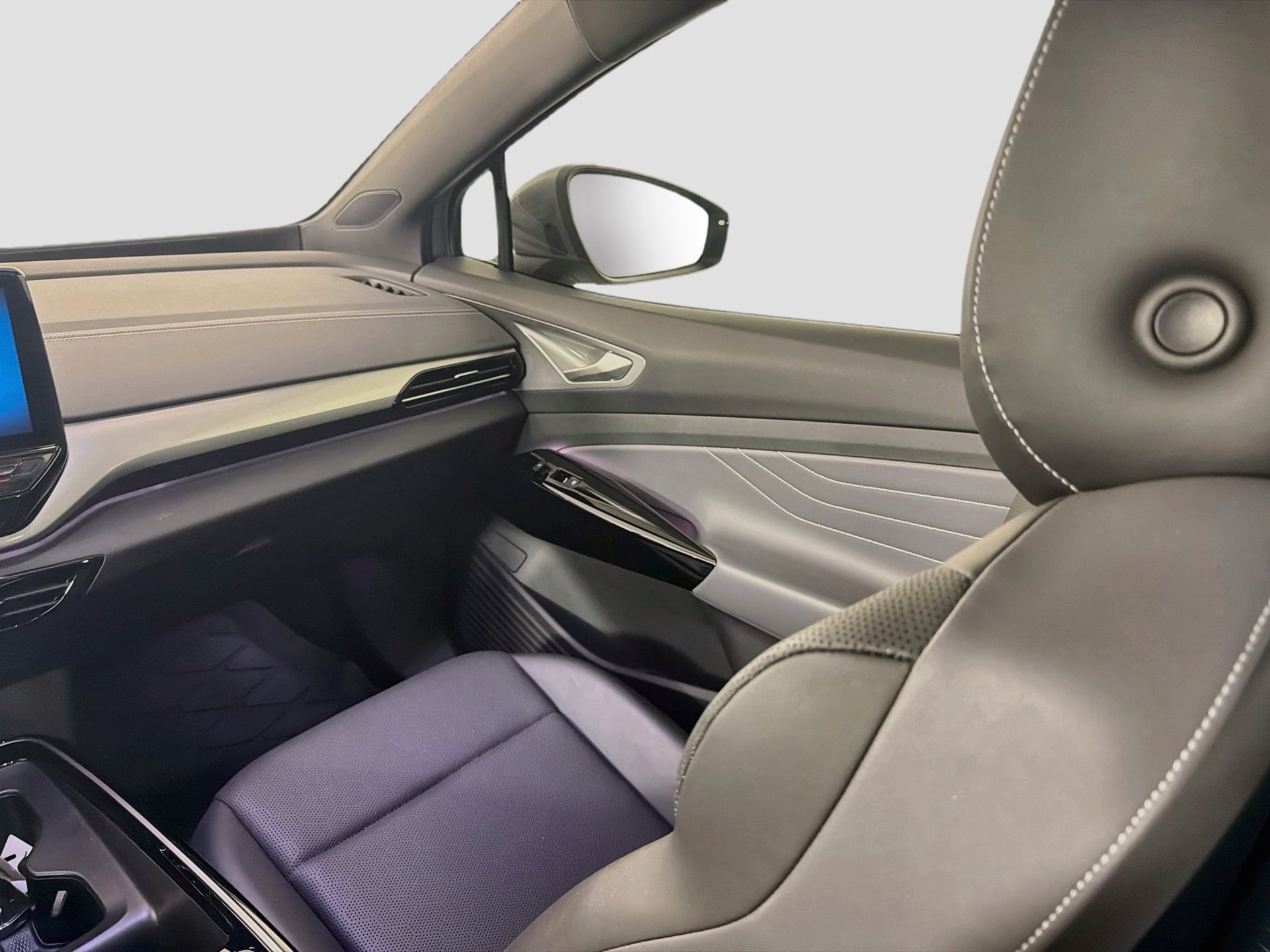 Certified 2023 Volkswagen ID.4 S RWD image 23