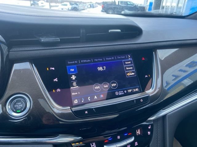 Used 2023 Cadillac XT6 Sport w/ LPO, ONYX Package image 12
