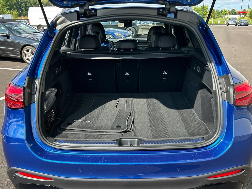 New 2027 Mercedes-Benz GLC 300 4MATIC image 7