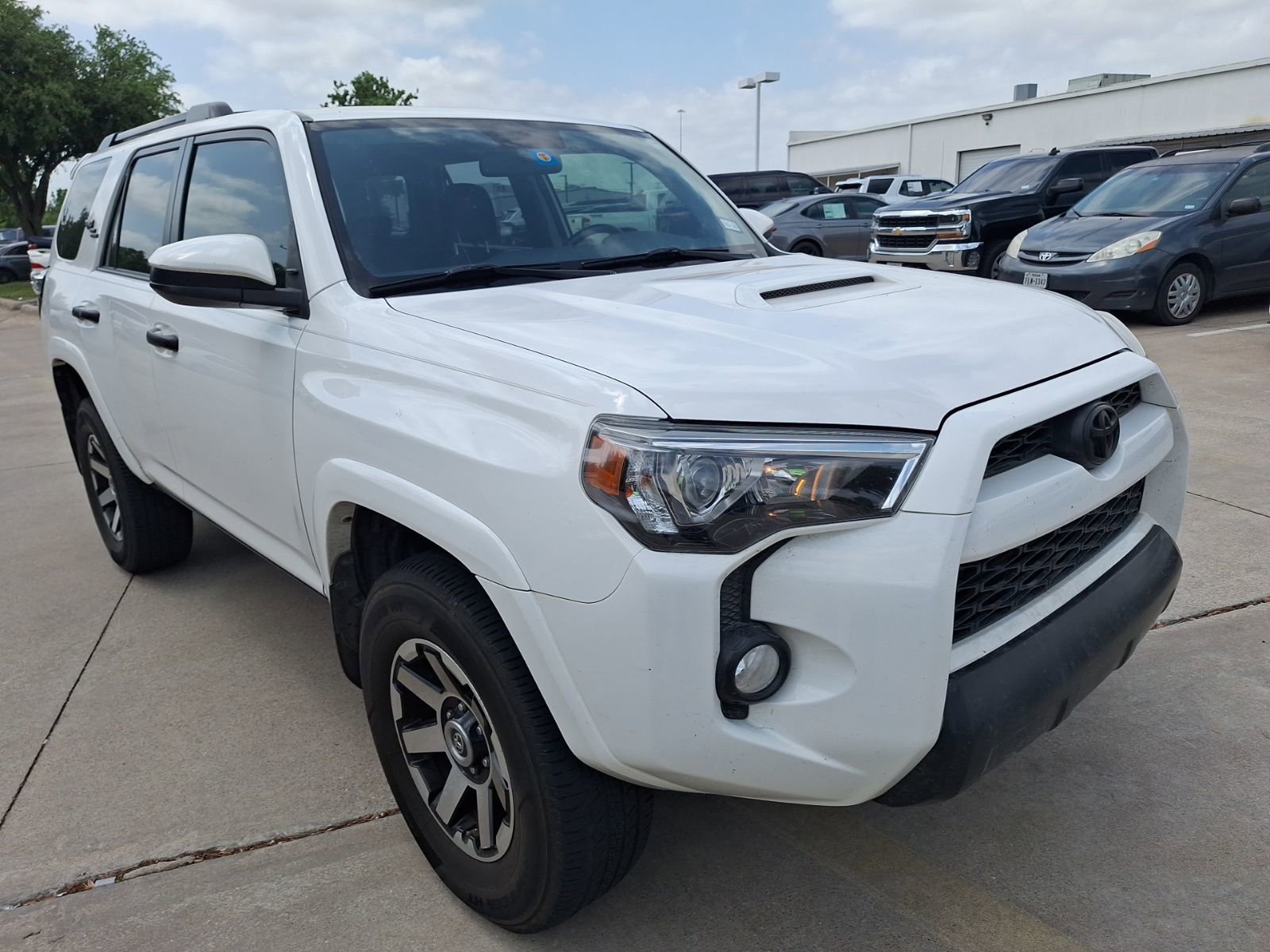 Used 2019 Toyota 4Runner TRD Off-Road image 8