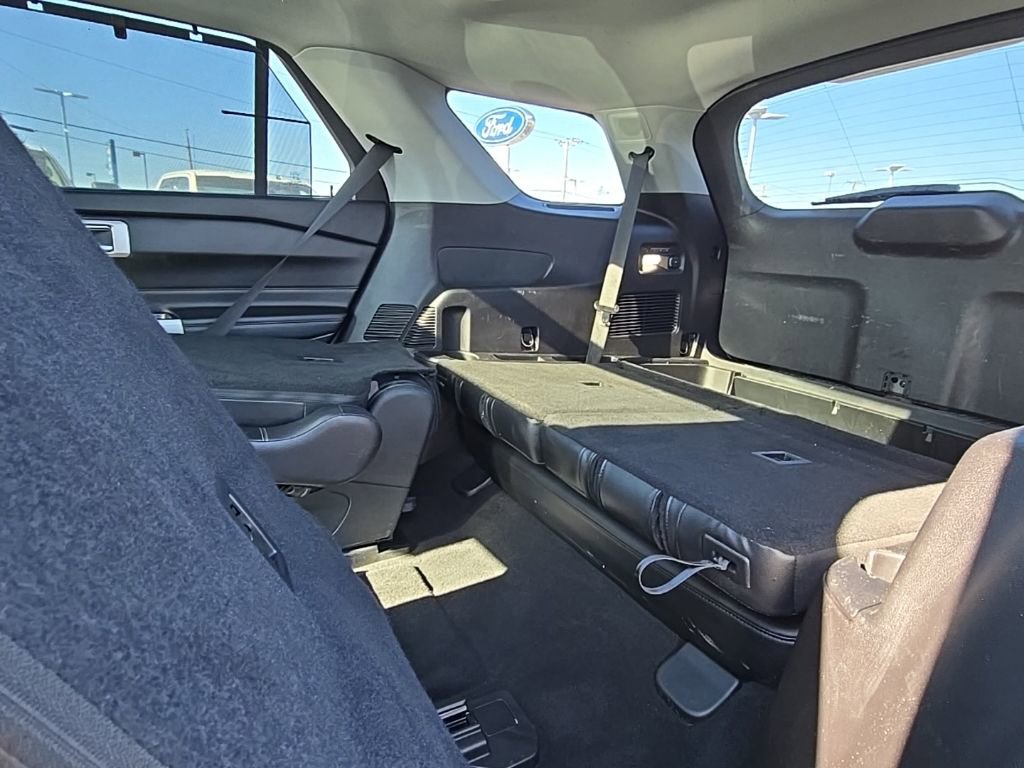 Used 2021 Ford Explorer Limited w/ Equipment Group 301A image 43