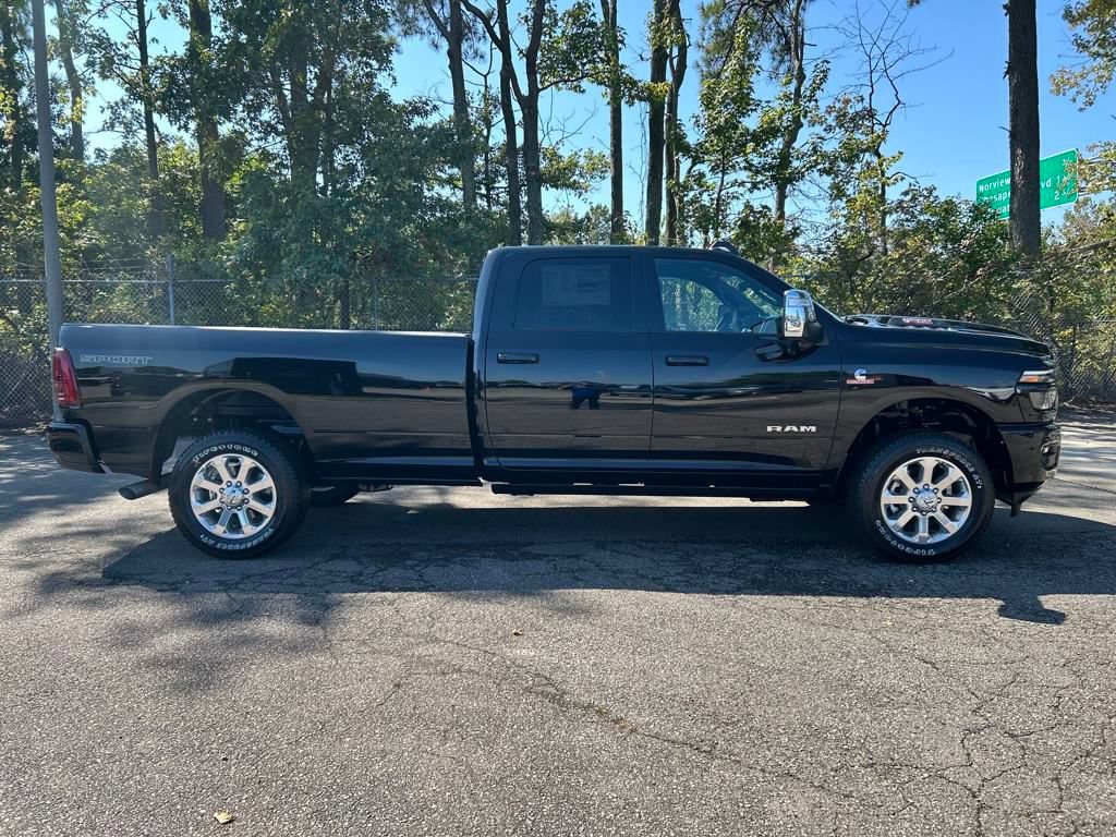 New 2026 RAM 2500 Laramie AWD/4WD image 8