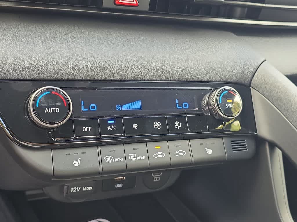 New 2026 Hyundai Elantra SEL Sport FWD image 32