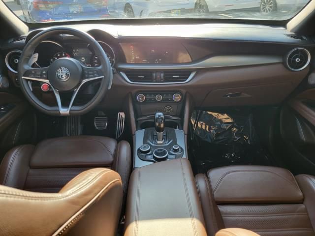 Used 2019 Alfa Romeo Stelvio Ti Sport w/ Quick Order Package 22S Sport image 13
