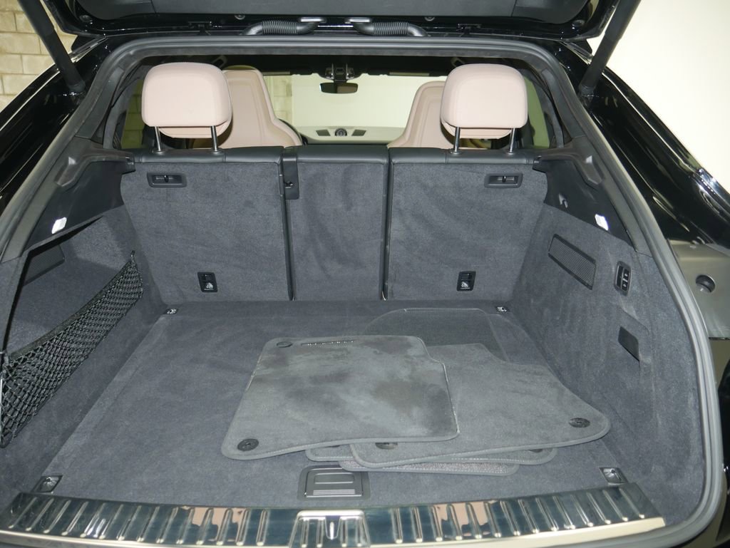 Certified 2023 Porsche Cayenne GTS AWD/4WD image 23
