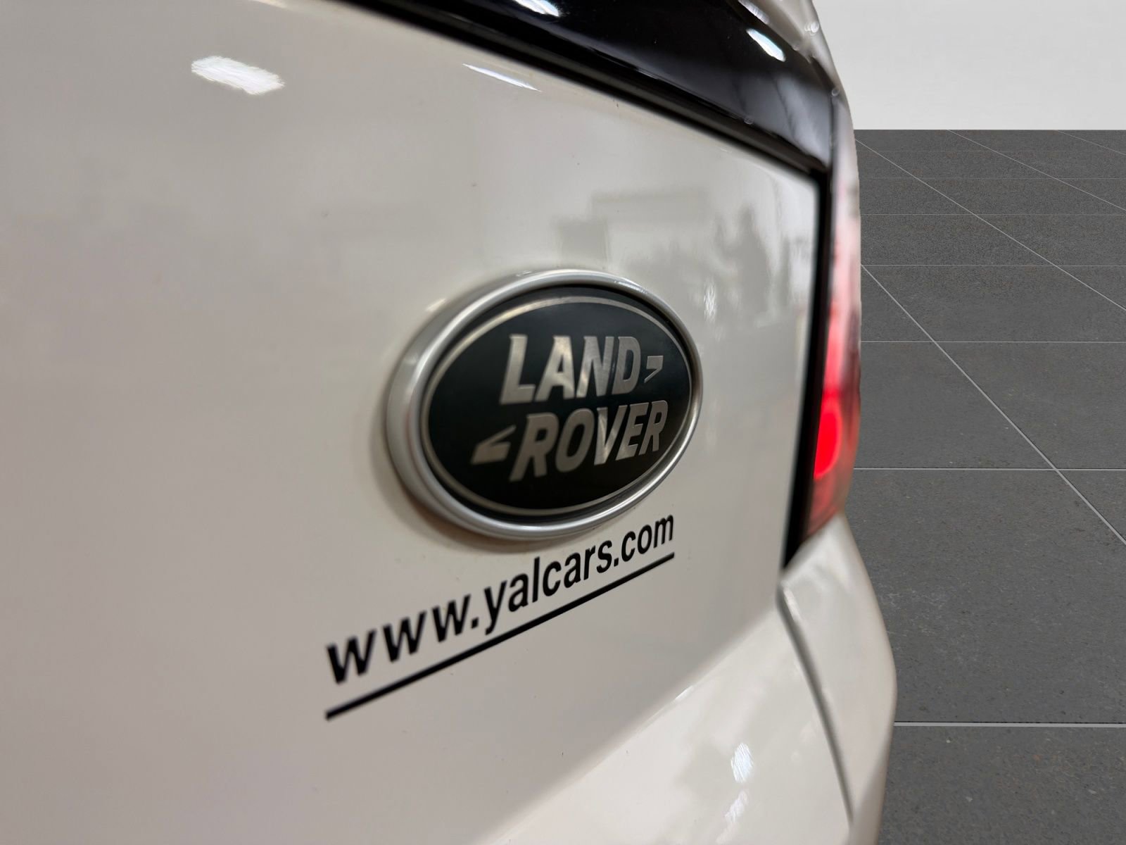 Used 2019 Land Rover Range Rover Sport HST image 46