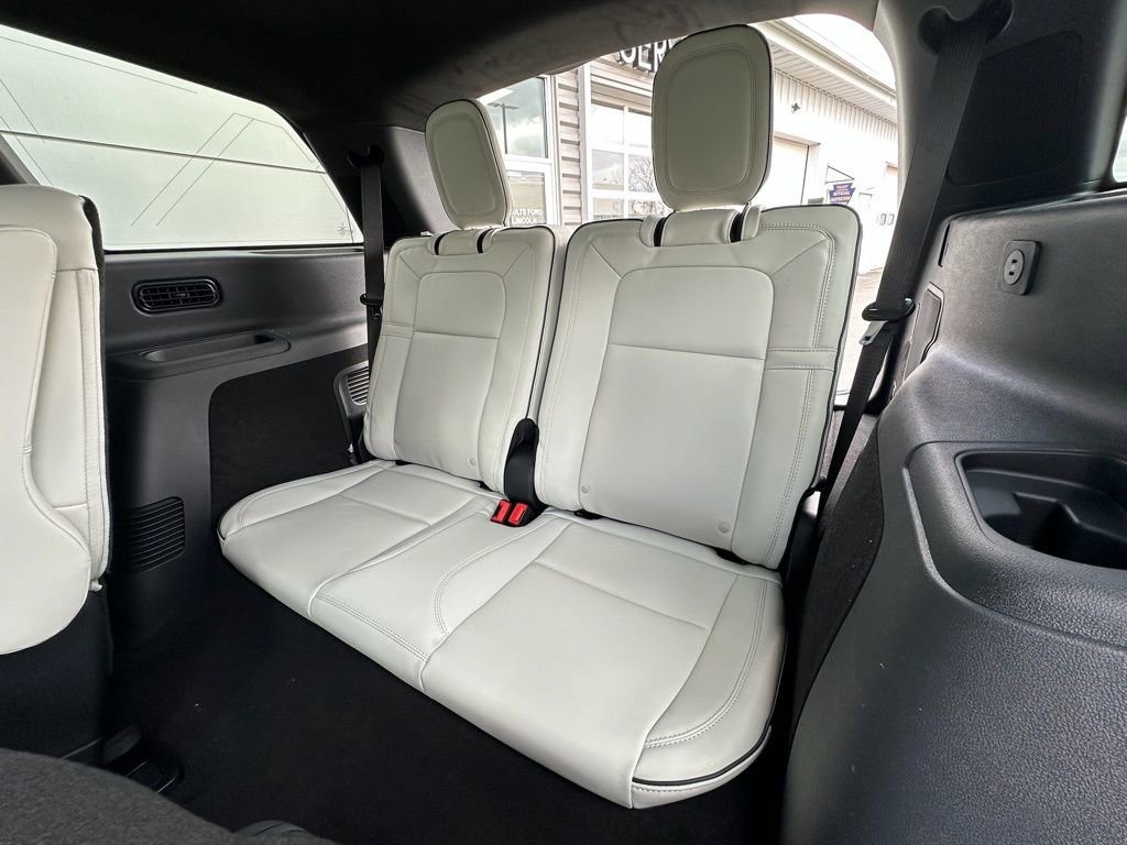 New 2026 Lincoln Aviator Black Label w/ Jet Appearance Package AWD/4WD image 20