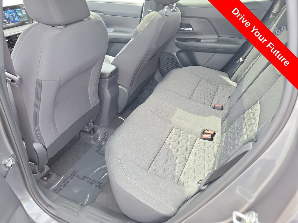 Used 2026 Nissan Kicks SV w/ SV Premium Package FWD image 23