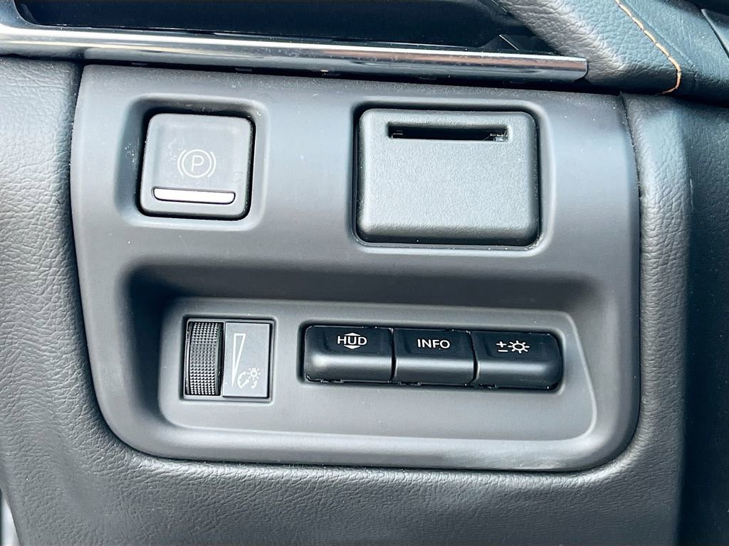 Used 2023 Cadillac CT5 V w/ Platinum Package RWD image 10