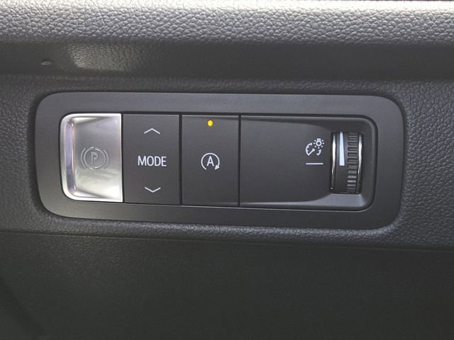 New 2026 Chevrolet Traverse LT w/ Driver Confidence Package FWD image 12