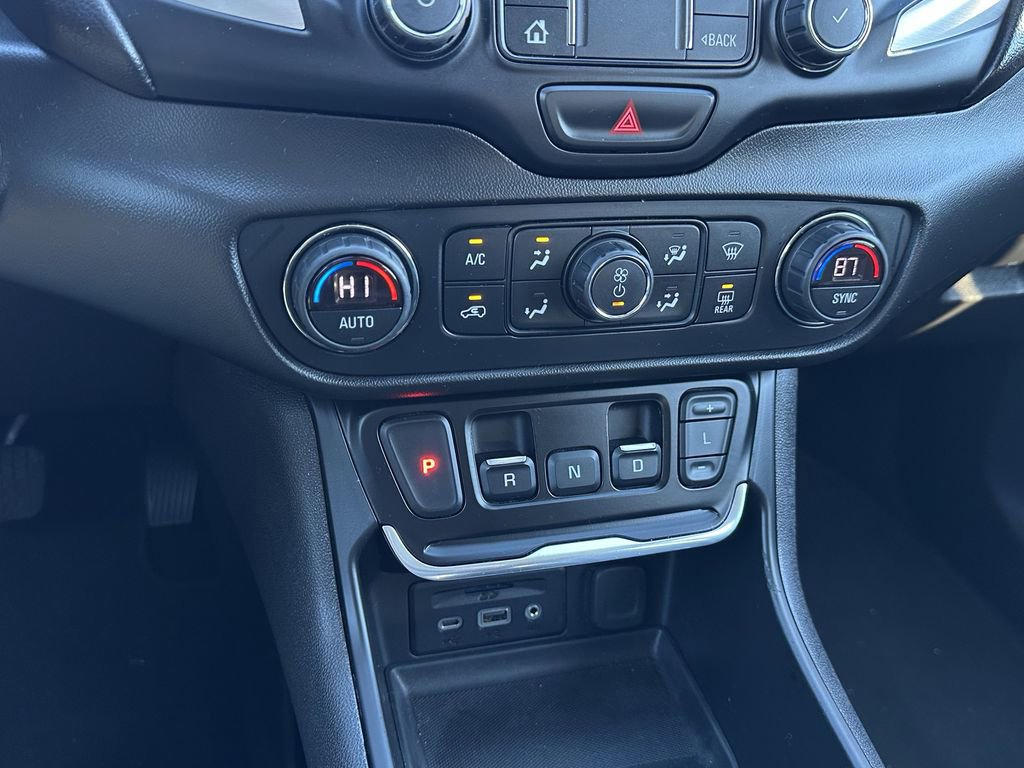 Used 2020 GMC Terrain SLT image 27