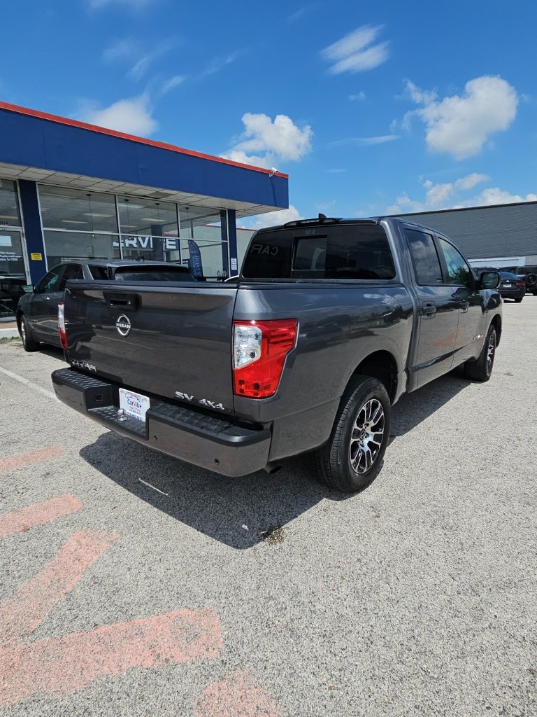 Used 2023 Nissan Titan SV AWD/4WD image 7