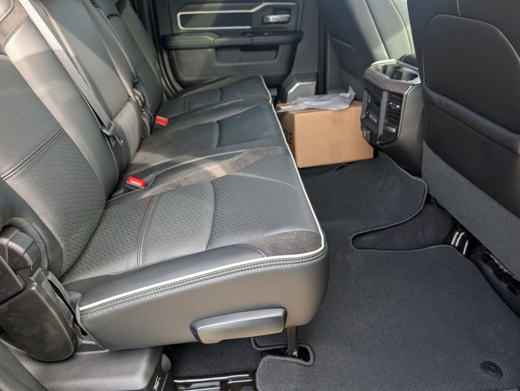 New 2026 RAM 3500 Laramie AWD/4WD image 29