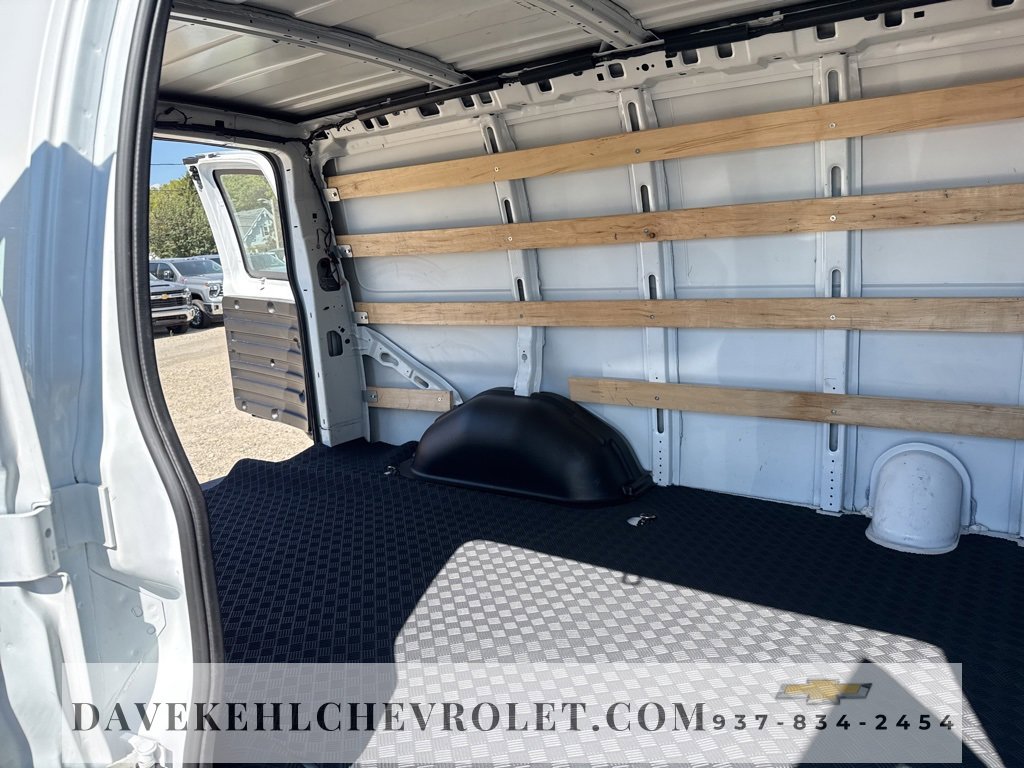Used 2023 Chevrolet Express 2500 w/ Driver Convenience Package image 24