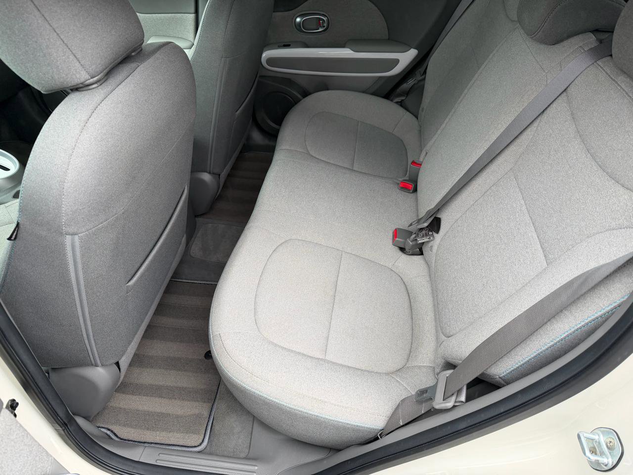 Used 2018 Kia Soul EV image 9