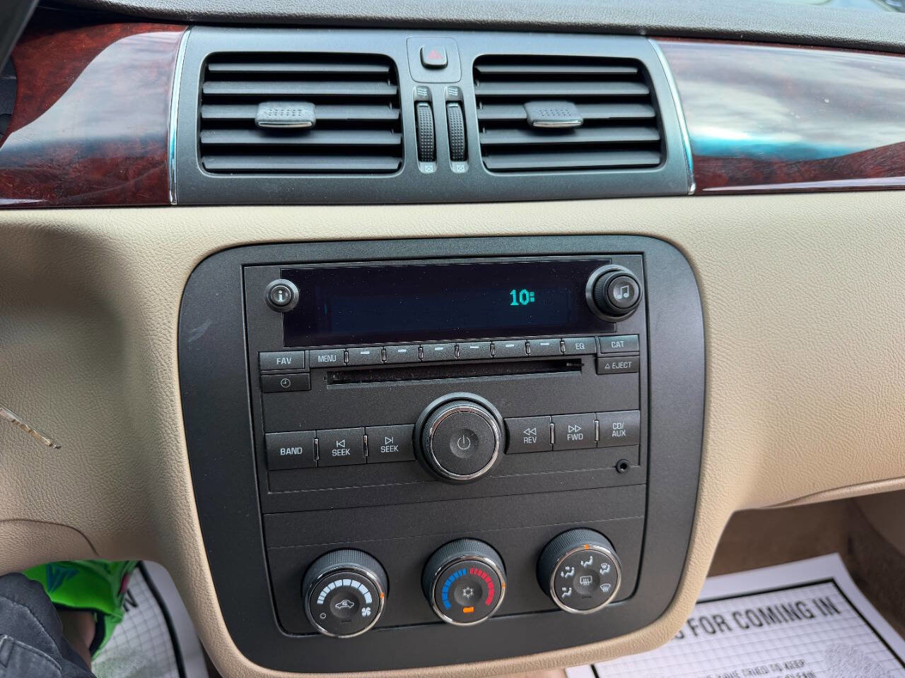 Used 2010 Buick Lucerne CX w/ CX Premium Appearance Package FWD image 24