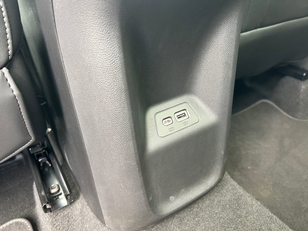 Used 2021 Buick Envision Essence w/ Sport Touring Package image 36