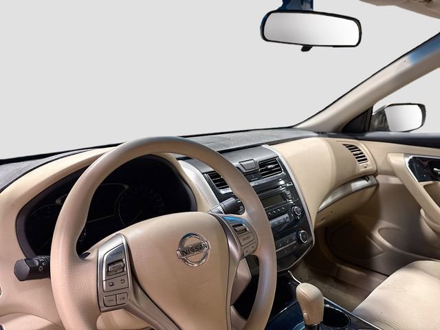 Used 2013 Nissan Altima 2.5 S FWD image 11