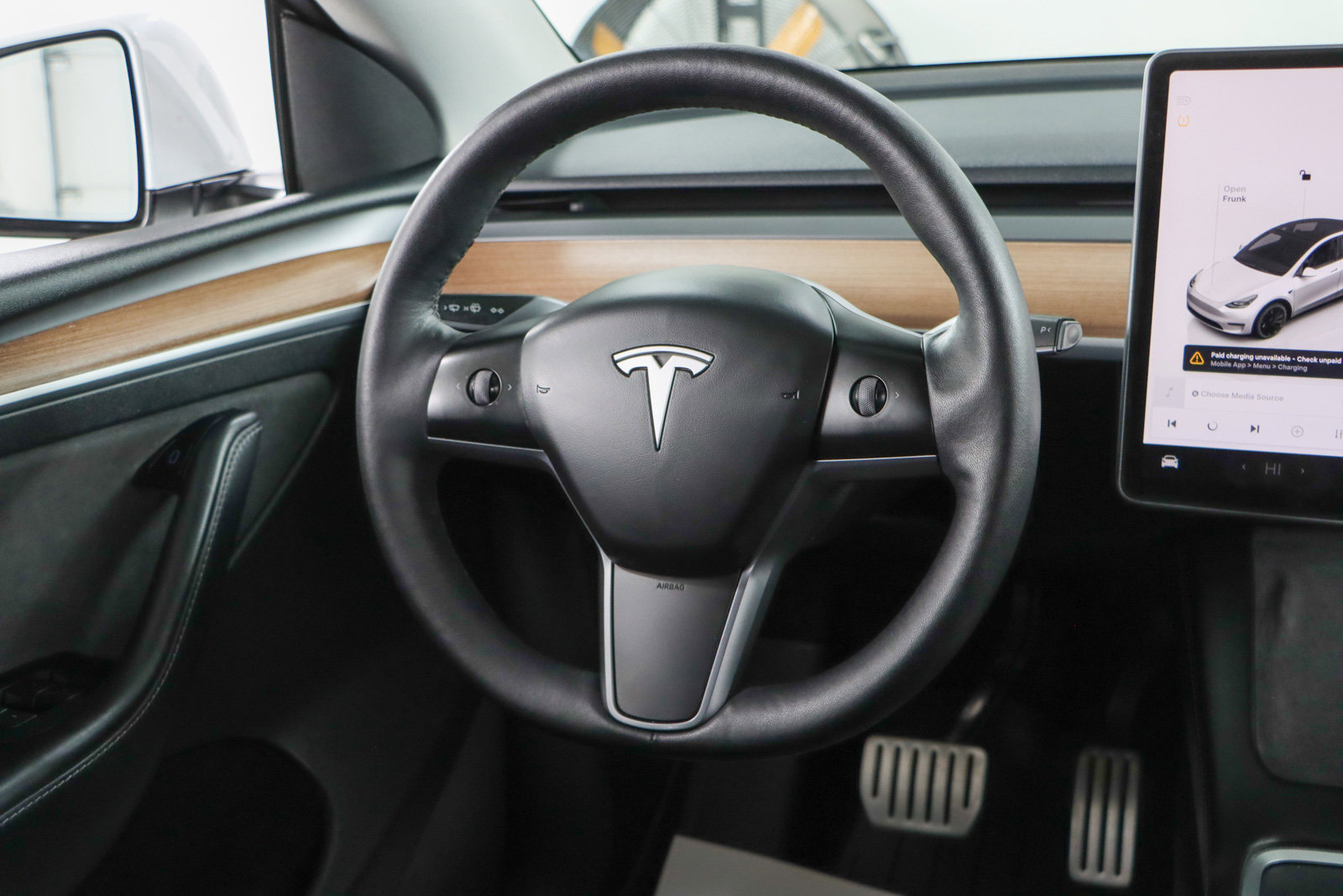 Used 2023 Tesla Model Y Performance image 12