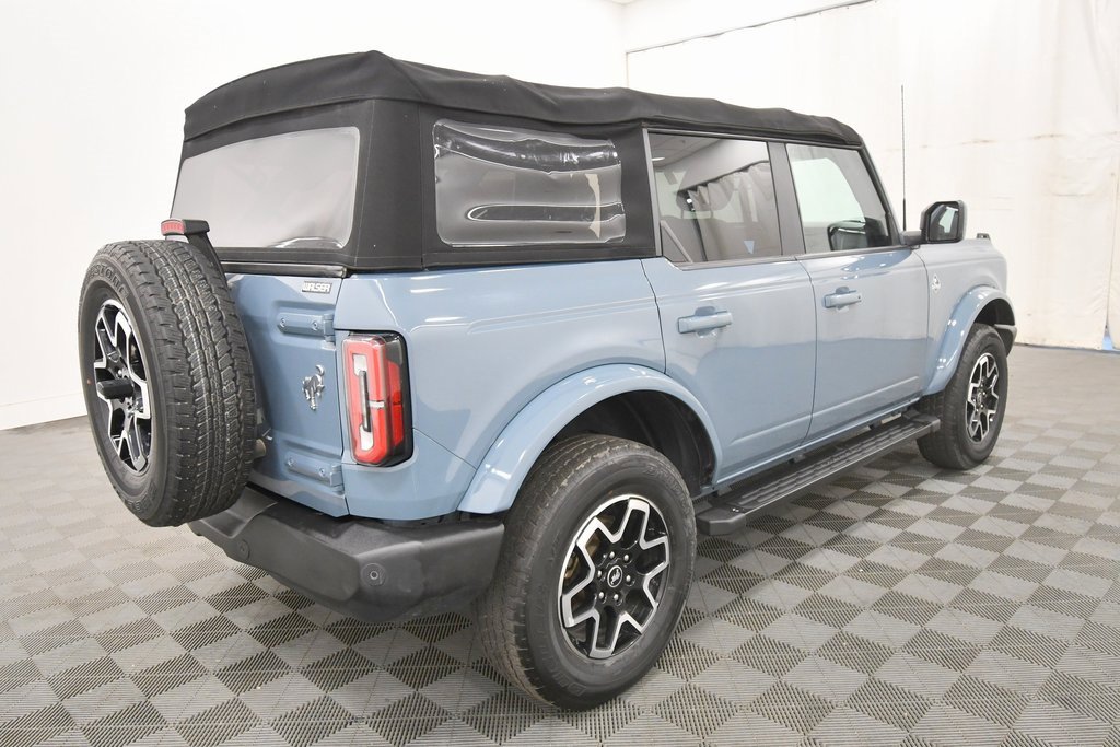 Used 2022 Ford Bronco Outer Banks image 8