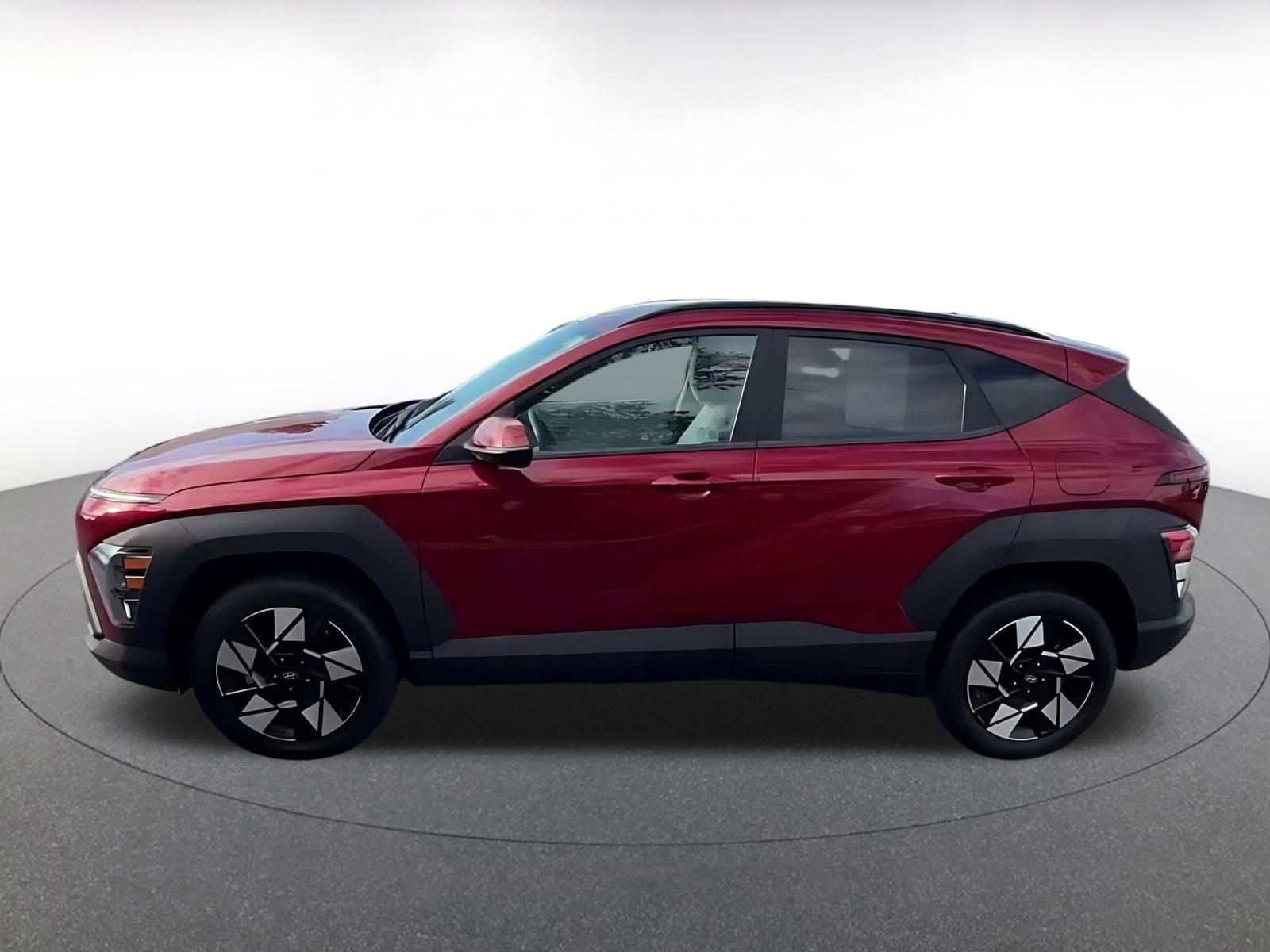 Used 2025 Hyundai Kona SEL AWD/4WD image 9