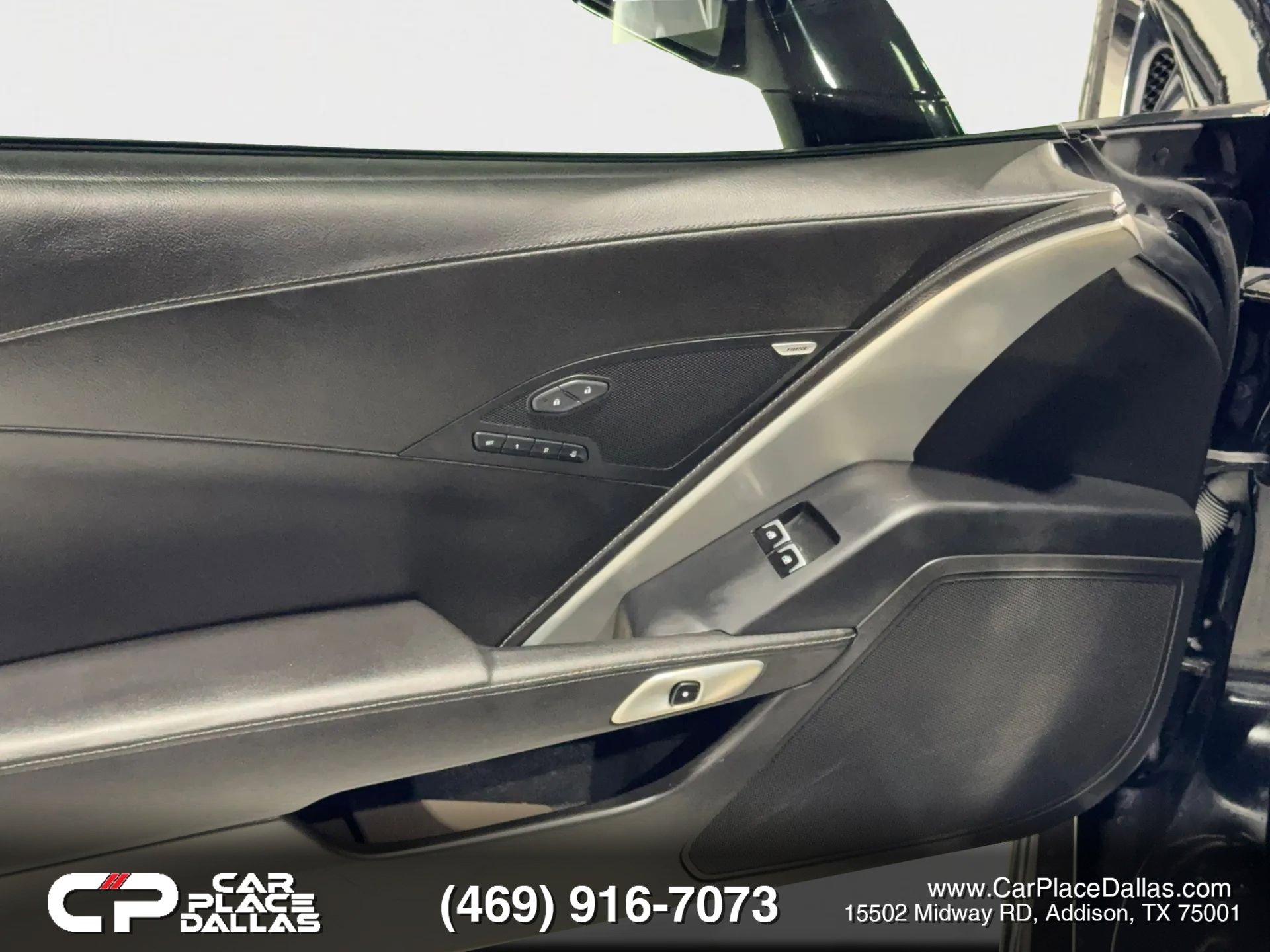 Used 2015 Chevrolet Corvette Stingray 2LT w/ 2LT Preferred Equipment Group image 20