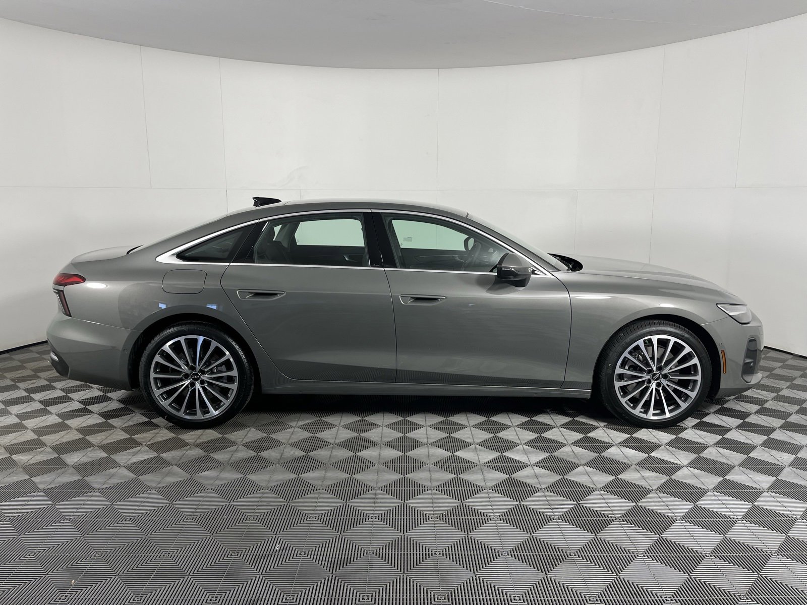 New 2026 Audi A6 Premium Plus image 10