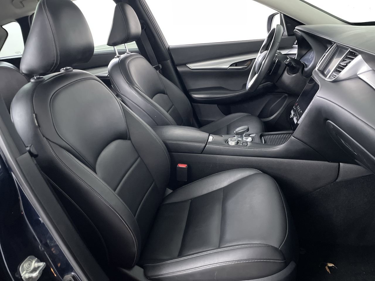 Used 2021 INFINITI QX50 Essential image 26