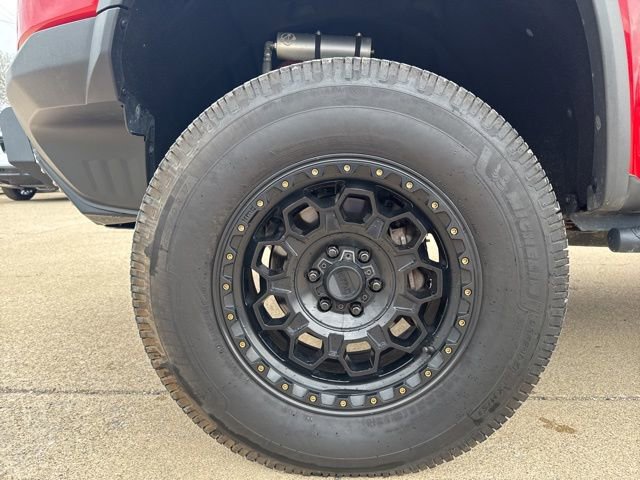 Used 2018 Chevrolet Colorado ZR2 w/ ZR2 Dusk Special Edition AWD/4WD image 11