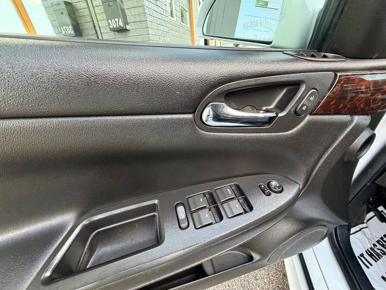 Used 2012 Chevrolet Impala LT w/ LT Sunroof Package FWD image 28