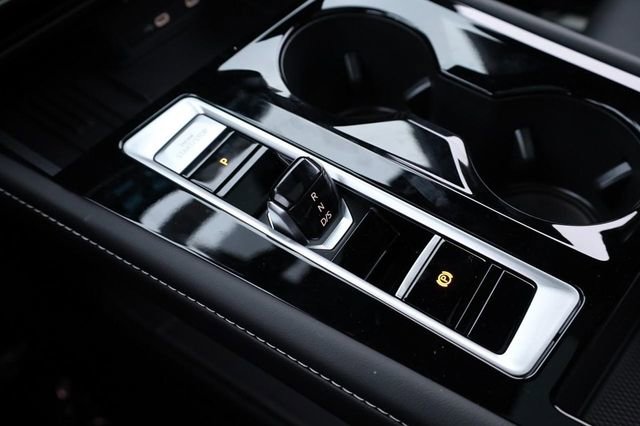 New 2026 Volkswagen Atlas Cross Sport SEL image 18