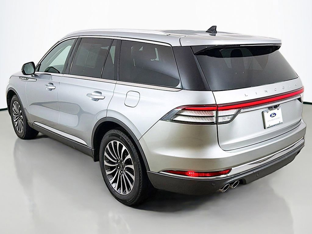 Used 2023 Lincoln Aviator Reserve image 11